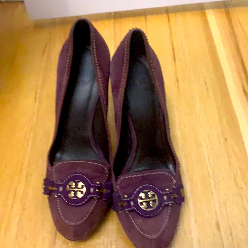 Tory Burch Purple Suede Pump